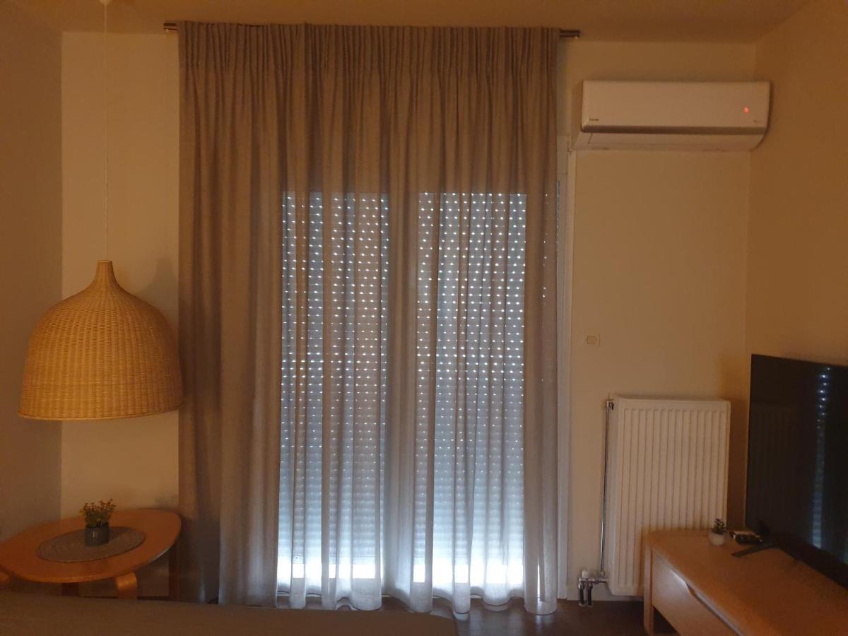A Pleasent Small -Studio Close To The Port Of וולוס מראה חיצוני תמונה